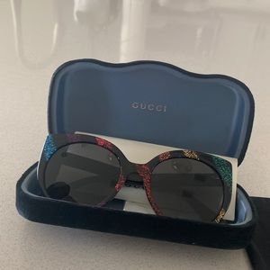Gucci sunglasses